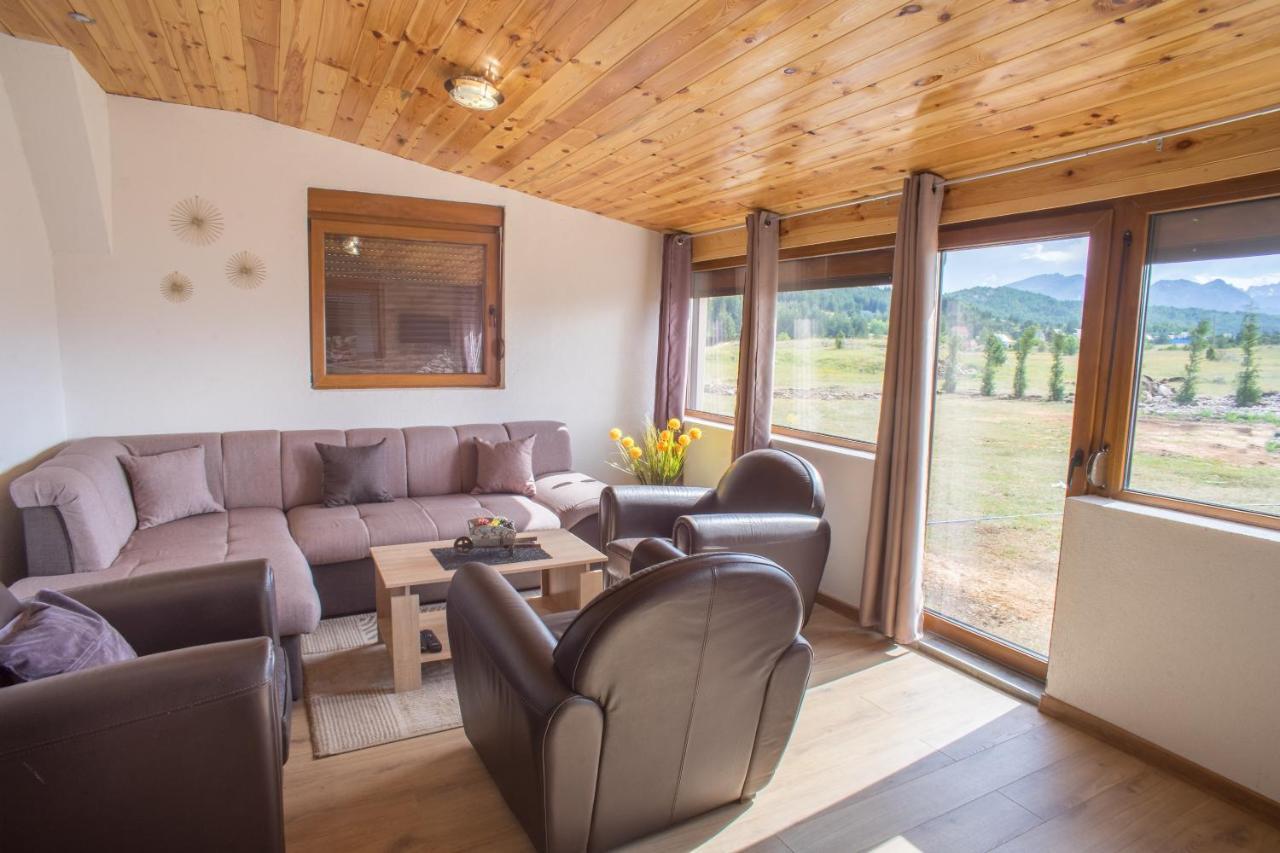 Holiday Home Mountain Sight Žabljak Exteriör bild